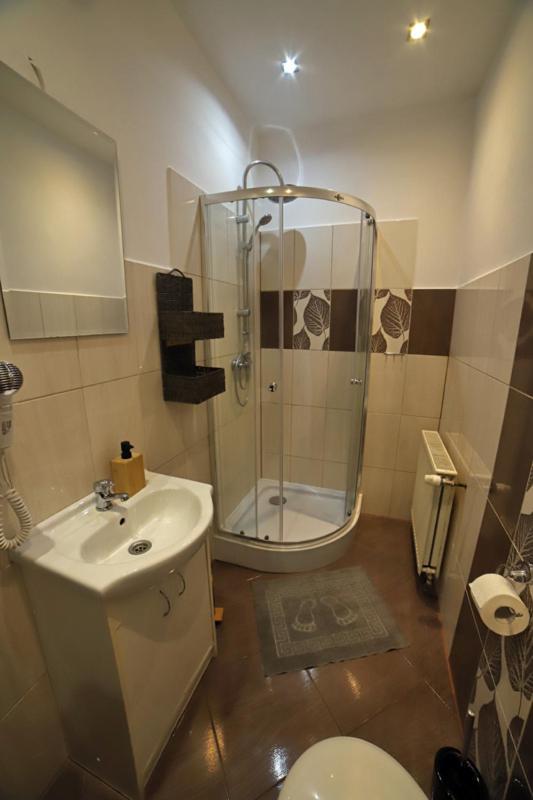 Sowi Gosciniec Wellness & Breakfast Apartment โซโคเลกซ์ ภายนอก รูปภาพ