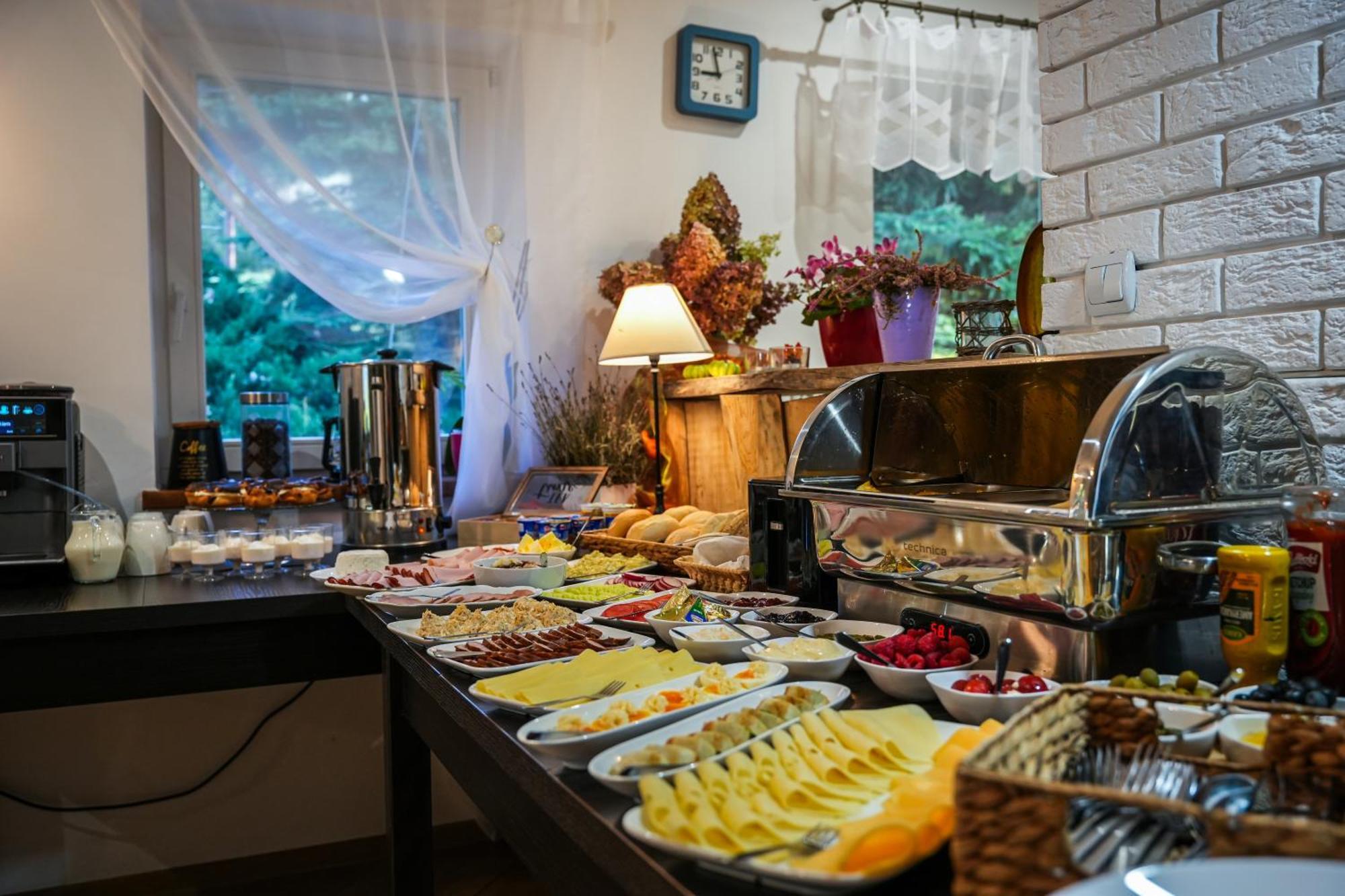 Sowi Gosciniec Wellness & Breakfast Apartment โซโคเลกซ์ ภายนอก รูปภาพ